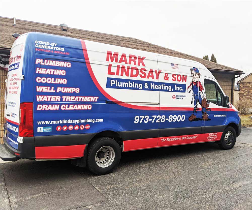 https://www.marklindsayplumbing.com/wp-content/uploads/ML_truck.jpg