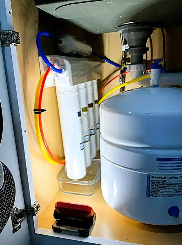 https://www.marklindsayplumbing.com/wp-content/uploads/reverse-osmosis-west-milford-nj.webp